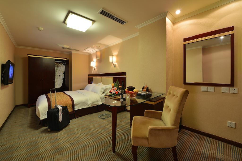 Lutianhua Hotel Chengdú Habitación foto