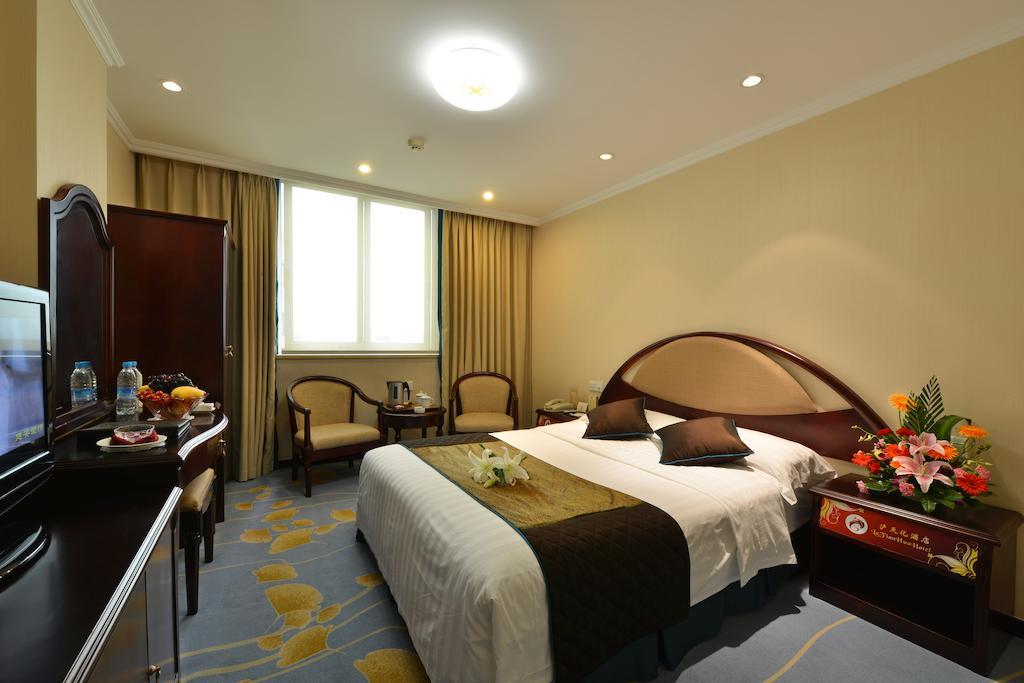Lutianhua Hotel Chengdú Habitación foto